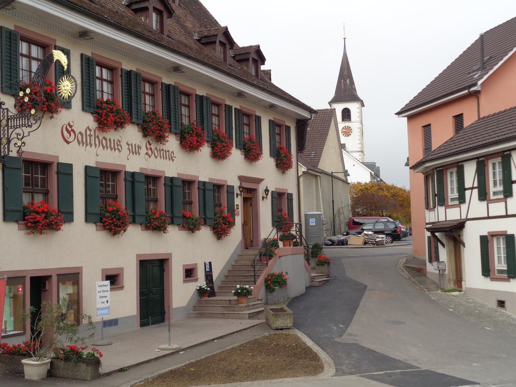 Gasthaus Zur Sonne Aesch  Extérieur photo