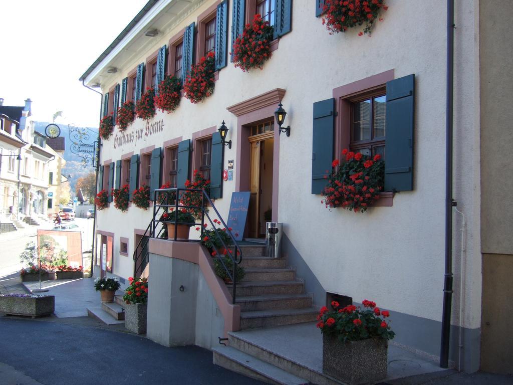 Gasthaus Zur Sonne Aesch  Extérieur photo