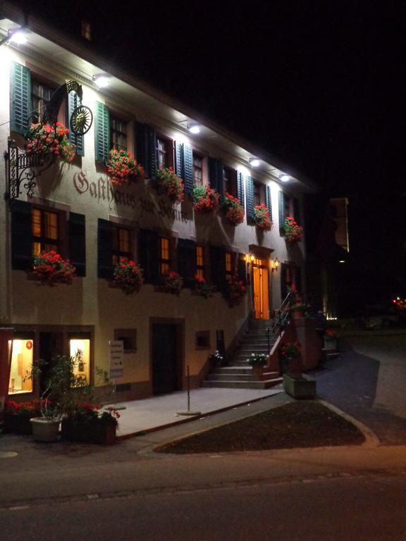 Gasthaus Zur Sonne Aesch  Extérieur photo